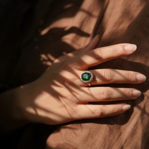 Madonna in Green
