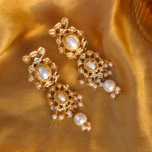 Zohha Choker